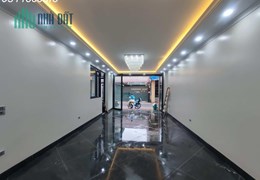 Nhà 7 tầng Ngọc Lâm, thông sàn, thang máy hiện đại,  ô tô tránh, kinh doanh ngày đêm, giá chào 16 tỷ