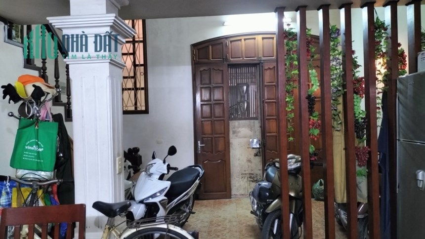 BÁN NHÀ PHỐ Nguyễn Chí Thanh, Đống Đa, ôto, 46m2, giá nhỉnh 8 tỷ: hai1hk