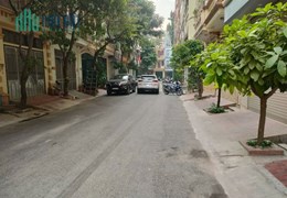 [ ĐẲNG CẤP] BIỆT THỰ LIỀN KỀ PHỐ NGUYỄN HOÀNG 90M2, 5T 2 THOÁNG,Ô TÔ TRÁNH.