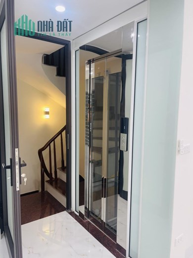 Nhà Mới Hoàn Thiện Ngõ Xuân La - Lô Góc 3 Thoáng - 45m2 - 7Tầng - 13Tỷ