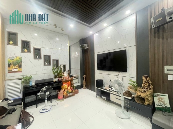 Bán Nhà Kênh Tân Hóa - 36m2 - 3 tầng - HXH Sát MT