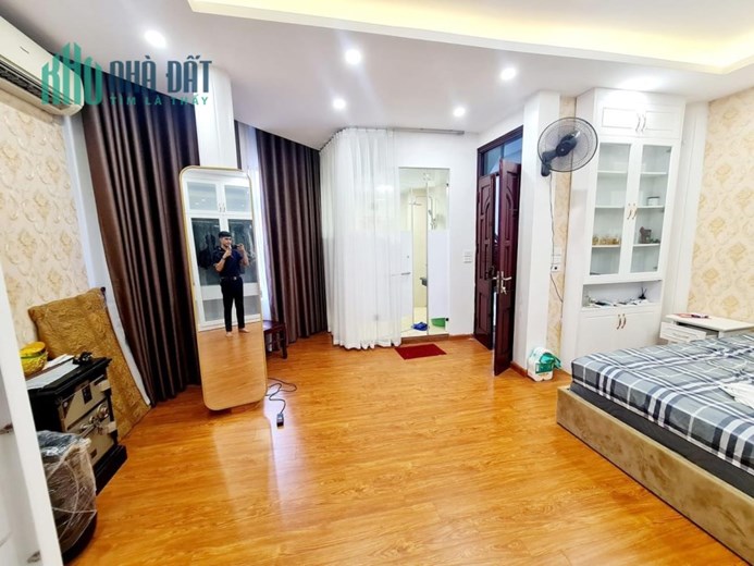 NHÂN HOÀ - NHÀ ĐẸP - Ô TÔ QUA - 5M Ô TÔ TRÁNH - GẦN PHỐ -DT 45M - GIÁ 5 Tỷ 950T