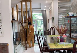 Bán biệt thự trung tâm Q7 chỉ 1km sang Q1 giá chỉ 20,4 tỷ