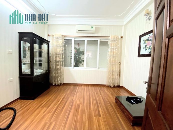 Bán nhà 5 tầng đường Xuân Thủy khu phân lô cán bộ ĐHSPHN, ở sướng - kinh doanh đỉnh.