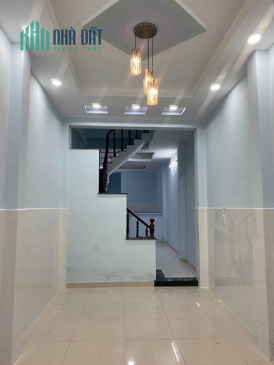 Cho thuê MTKD 12m thông Thạch Lam quận Tân Phú 3 x 20 -2T -12 triêu TL