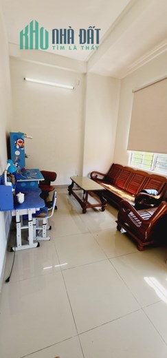 Sở hữu Nhà 3 tầng Mặt tiền Hòa xuân vị trí đường Nguyễn Quang Diệu 7m5, vỉa hè 4m