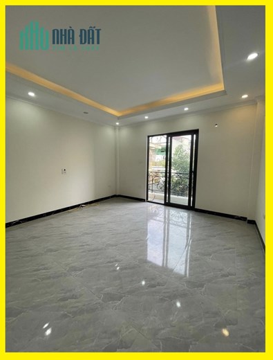 Nhỉnh 3 tỷ nhà Ngô gia Tự Long Biên ngõ ba gác đua 55m5 tầng