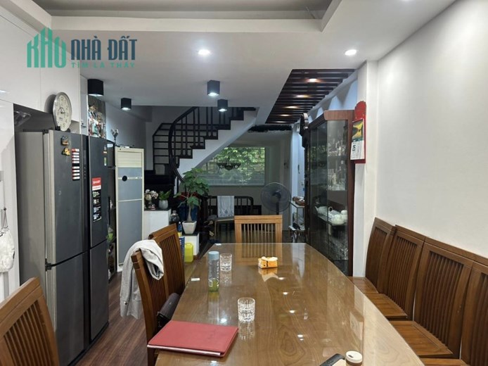 Bán nhà phố Vương Thừa Vũ, ngõ ô tô, kinh doanh tốt, DTSD 65m2x 6 tầng, MT3.8m