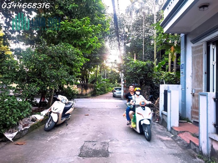 Bán nhà Ngọc Thụy, 55m2, 3 tầng  kiên cố, ô tô đỗ cửa, thoáng vĩnh viễn. giá 2.65 tỷ