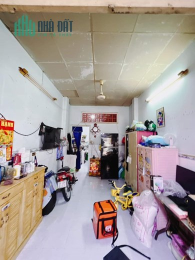 Hẻm xe hơi Vĩnh Khánh Q4-50m Q1 Diện tích sử dụng 52m2 Trệt lầu dưới 
170 triệu m
