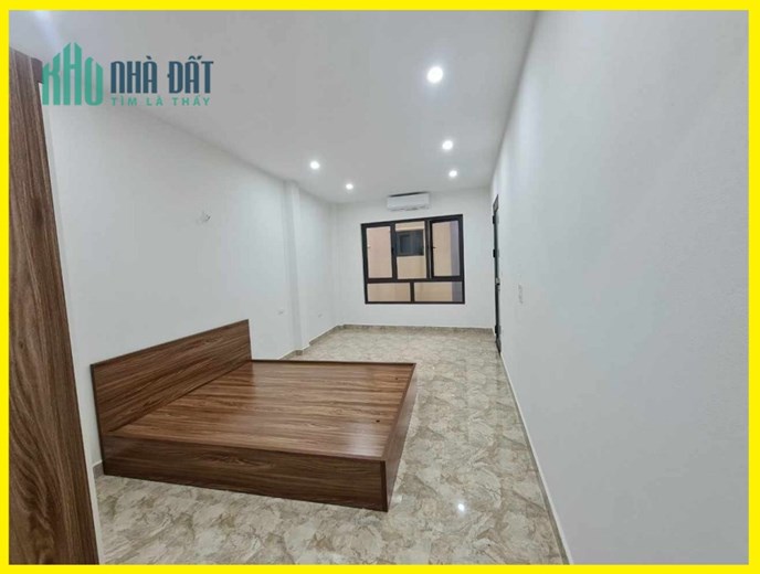 Nhỉnh 4 tỷ nhà Ngô gia Tự Long Biên nhà đẹp 70mx4 tầng MT4.6