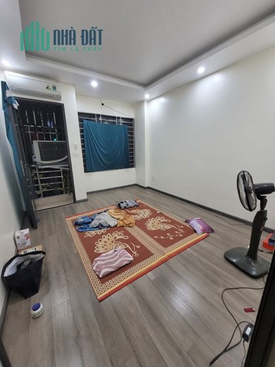 NHÀ DÂN XÂY 6 NGỦ MẶT NGÕ TO ÔTÔ ĐỖ CỬA 42M2 5 TẦNG 4.65 TỶ HOÀNG MAI
