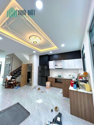 SIÊU PHẨM NHÀ ĐẸP GẦN CHỢ TÂN MỸ-Mặt Tiền đ𝐮̛ờng số 2 ,P. Tân Phú
 Q7