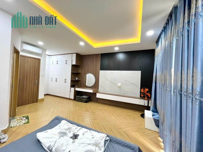 SIÊU PHẨM NHÀ ĐẸP GẦN CHỢ TÂN MỸ-Mặt Tiền đ𝐮̛ờng số 2 ,P. Tân Phú
 Q7