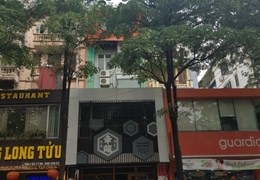 Cho thuê nhà Trần Xuân Soạn 120m2 x 3 tầng