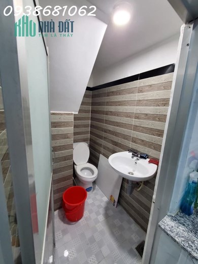 Hạ giá 1,5 tỷ có ngay nhà Tân Hưng, Quận 7, 1 trệt 2 lầu hoàn công đủ, công chứng sang tên ngay.