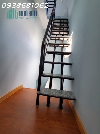 Hạ giá 1,5 tỷ có ngay nhà Tân Hưng, Quận 7, 1 trệt 2 lầu hoàn công đủ, công chứng sang tên ngay.