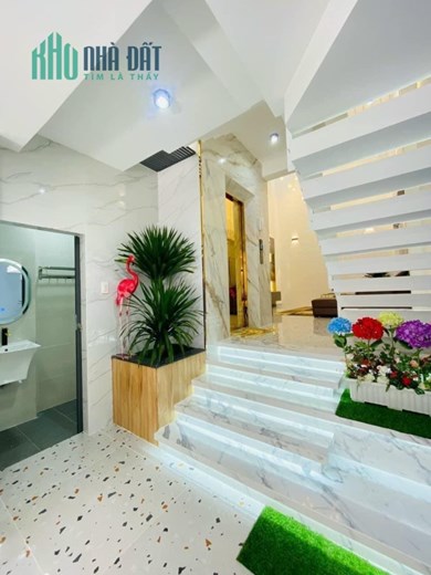 PHÂN LÔ LƯƠNG THẾ VINH, 60M, 6 TẦNG THANG MÁY, GARA Ô TÔ