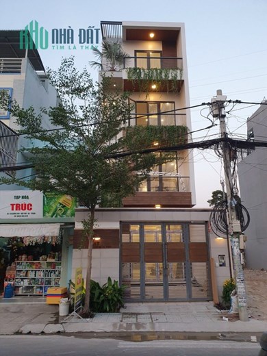 Nhà mặt tiền đường 904 Hiệp phú DT 67m đúc 4 lầu vị trí đẹp