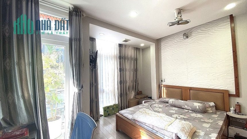 Bán nhanh Biệt thự Bàu Cát Tân Bình HXH 110m2 ngang gần 8m, 1 trệt 3 lầu chỉ 13,2 tỷ còn TL.