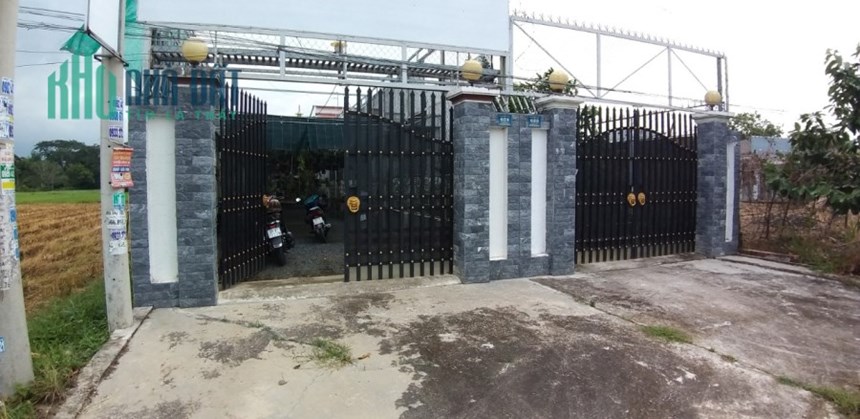 Bán nhà mặt tiền đường Liên Hoa xã Đức Hòa Thượng 270m2 gần thị trấn Đức Hòa