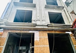 Bán nhà Yên Duyên, Hoàng Mai, gần phố, view hồ thoáng mát, bán từ móng lên 3 tỷ 250