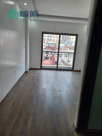 Bán nhà 58 Hoàng Đạo Thành 49m x 7 tầng, mt: 3.6m
ô tô đỗ, tránh