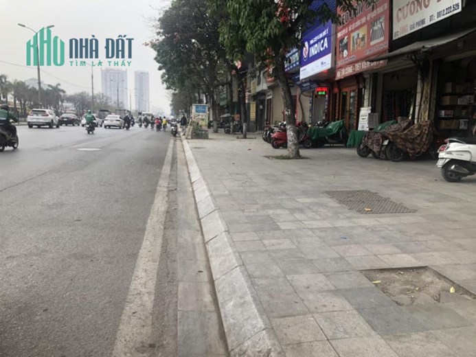 Bán Đất Tặng nhà Quận Hoàng Mai, Mặt Phố Giải Phóng 147m x 5T, Giá 30 tỷ.