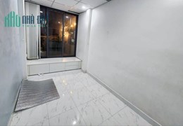 Bán Nhà Ngộp Hoàng Diệu Phú Nhuận 37M2 nhỉnh 3Tỷ