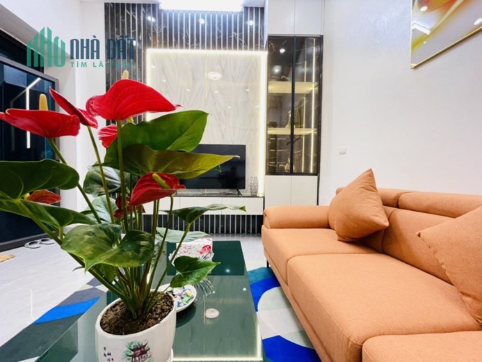 NGÕ 190 NGUYỄN TRÃI - NHÀ ĐẸP 4 TẦNG - MT 5.3M2 - VUÔNG ĐẸP - NHỈNH 3 TỶ
