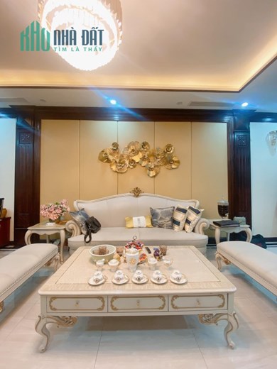 Chủ nhà đang thở Oxy cần bán gấp 82m2 Phố Vọng, HBT với 6 tầng thang máy chào 22.9 tỷ.