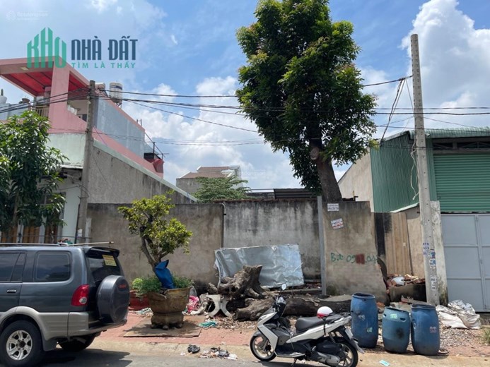 Cho thuê đất 300m2 -  vị trí đẹp tại Tân Đông Hiệp, Dĩ An, Bình Dương.
