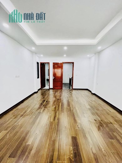 Bán Nhà Tặng Nội Thất ngõ Thuy Khuê – 47m2 – 6Tầng – 5.9Tỷ