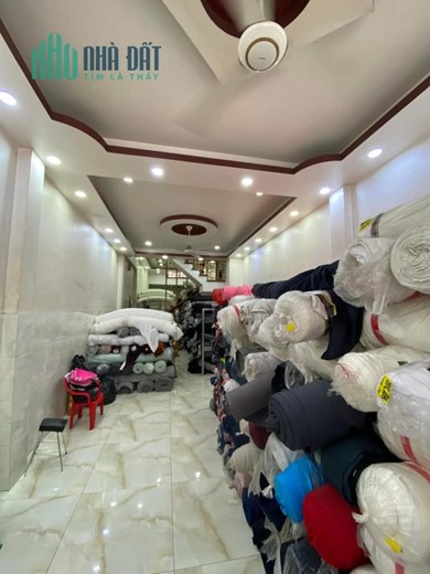 Định Cư Úc Bán Gấp Nhà Mặt Tiền Phú Thọ Hòa, Tân Phú, 82m2, 4 Tầng Mới, Chỉ 21 Tỷ TL.