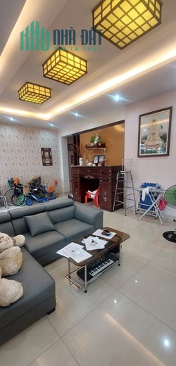BÁN NHÀ 4 TẦNG, ĐƯỜNG 12M, 122M2 NGANG 8M. NGAY CHỢ, TRƯỜNG HỌC CÁC CẤP.