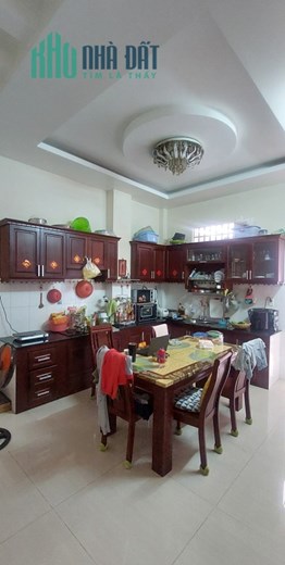 BÁN NHÀ 4 TẦNG, ĐƯỜNG 12M, 122M2 NGANG 8M. NGAY CHỢ, TRƯỜNG HỌC CÁC CẤP.
