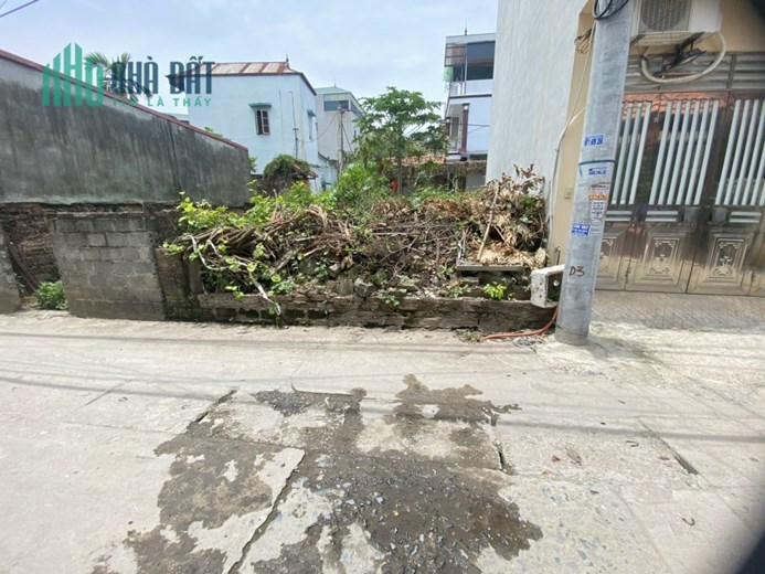 Chủ bán gấp lô đất đẹp nhất nhì Đồng Mai, Hà Đông. 
- Diện tích 50m 2 mặt đường ( đường xe tải