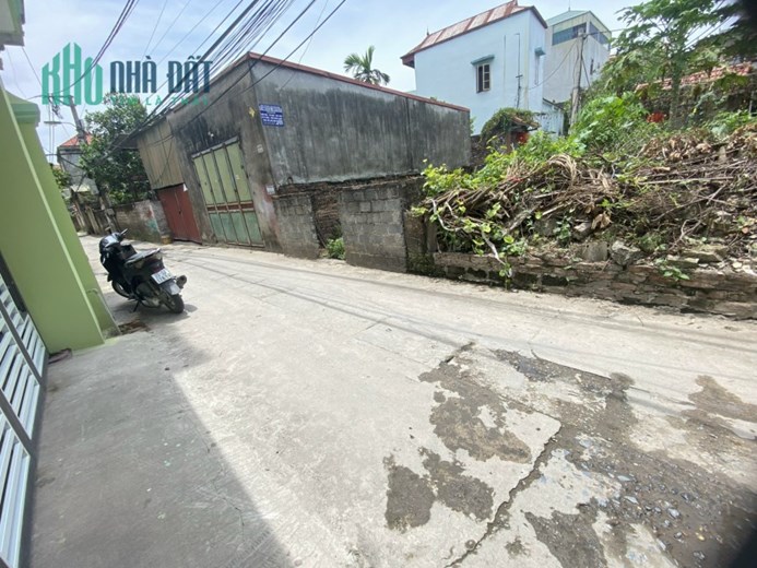 Chủ bán gấp lô đất đẹp nhất nhì Đồng Mai, Hà Đông. 
- Diện tích 50m 2 mặt đường ( đường xe tải