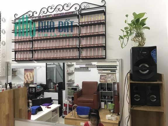 Chính chủ nhượng tiệm Nail trên đường Cao Văn Ngọc, Phú Trung, Tân Phú; 0909163790