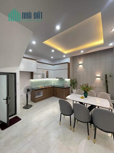 Bán Nhà Mỹ Đình, Nhà Dân Xây, Ngõ Nông, 15m Ra Ô Tô . Tặng Nội Thất. DT 46m x4T. Giá 4.2 Tỷ.