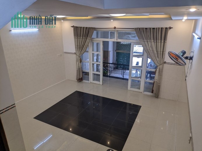 Bán nhanh nhà mặt đường Ngô Đến, Vĩnh Phước, Nha Trang