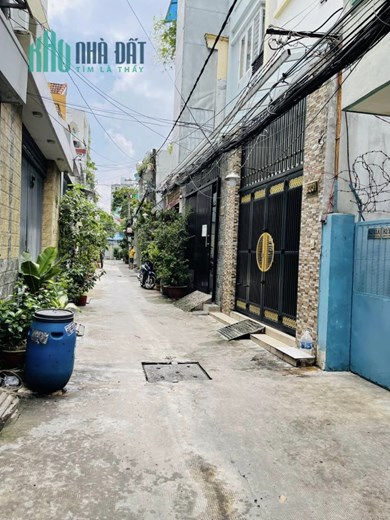 NHÀ HIẾM Q8 - HXH - HOÀN CÔNG 2 TẦNG - 26M2 THỔ CƯ - VỊ TRÍ CỰC ĐẸP 1 BƯỚC SANG Q5, Q1 - VUÔNG VẮN