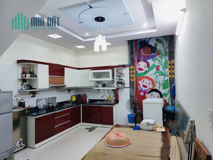 Bán nhà 47.5 m2 x 4 tầng khu phân lô Trung Lực, giá 3.8 tỷ