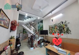 Bán nhà khu gần Hồ Biểu Chánh, Phú Nhuận, hẻm xe hơi, diện tích (3.3x11)m, giá nhỉnh 7 tỷ