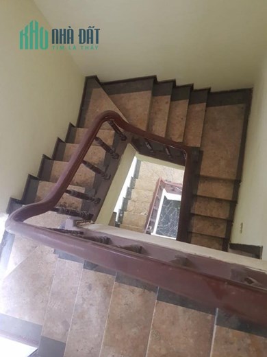 Cần bán nhà bạch đằng hoàn kiếm.39m.3 tầng.3,5 tỷ sổ nở hậu.hộ khẩu hoàn kiếm
