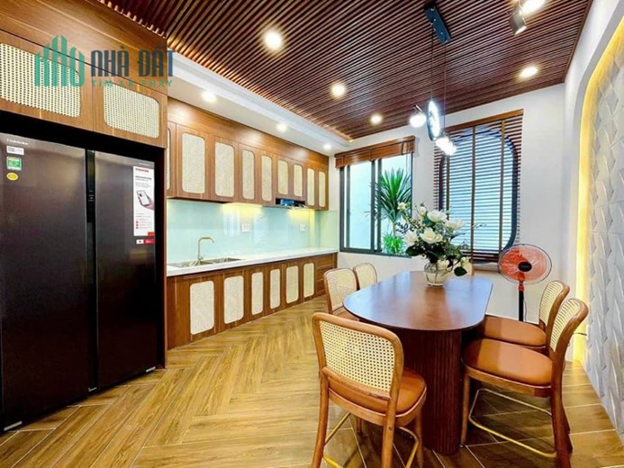 Bán nhà Xuân Đỉnh otô gần trường Cấp 1,2,3 Xuân Đỉnh 59 m 4 tầng 6,2 tỷ
