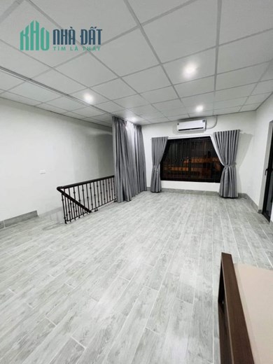 Cho thuê nhà mặt phố Trương Định, Hoàng Mai, hai mặt đường, 46m2, 2 tầng, 16 triệu