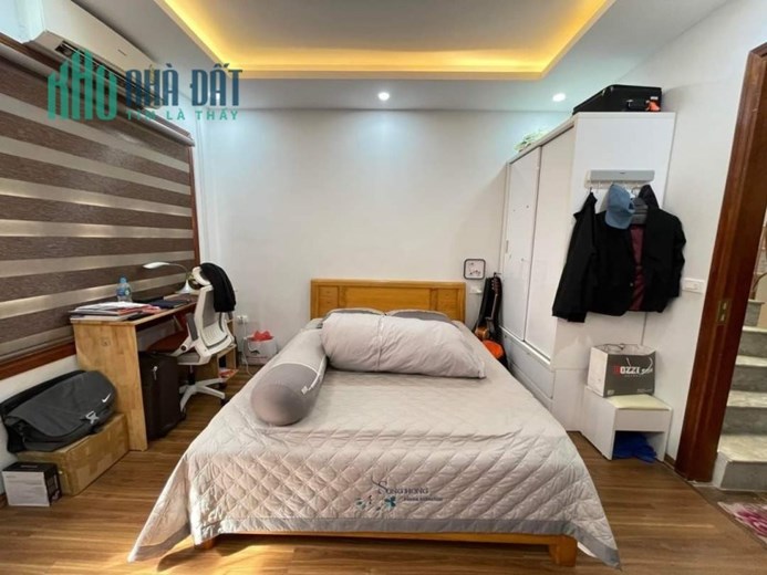 Bán nhà Liễu Giai, Ba Đình. 27mx5; giá 8 tỷ 8.