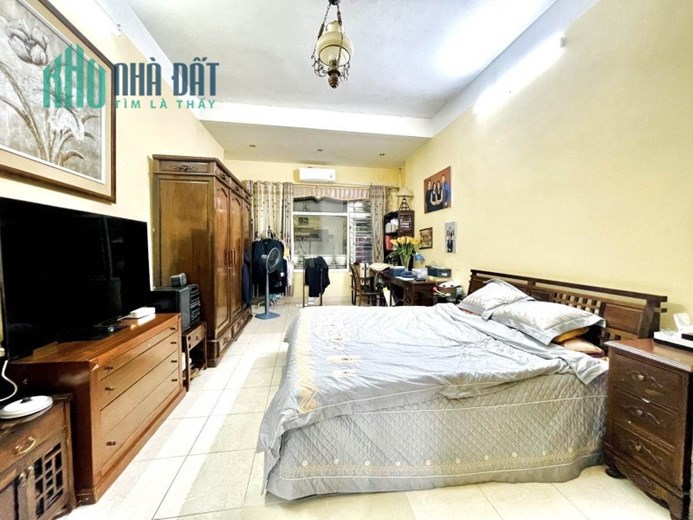 Bán nhà riêng phố Nguyễn Phúc Lai 55m 4 tầng 4 ngủ mặt tiền 4.5m ô tô đỗ cửa ở ngay chỉ 8.2 tỷ lh