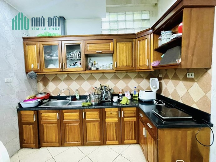 Bán nhà Âu Cơ, 65m2, 5T, 4m, 8.3 tỷ Tây Hồ, ô tô, 2 thoáng.